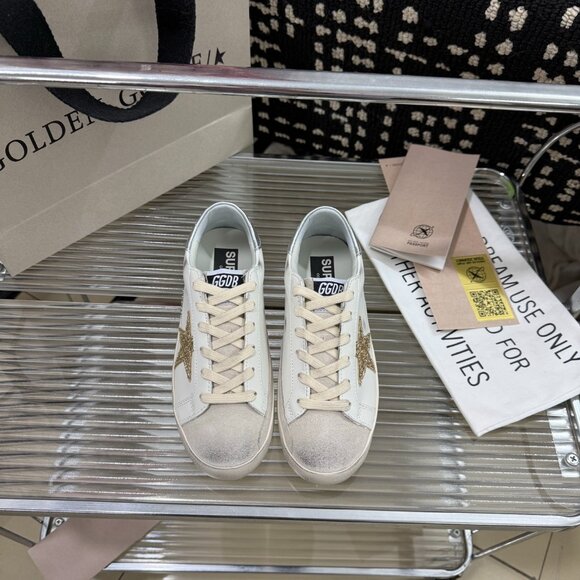 Golden Goose - Picture 3 of 9